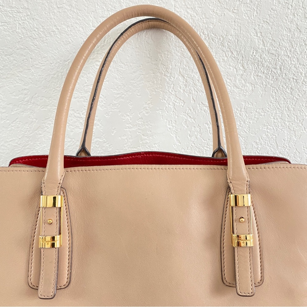 Salvatore Ferragamore beige organizer tote bag - Picture 8 of 16